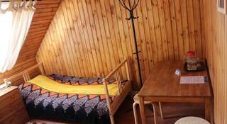 Гостевой дом Туристический центр Юлинская Салма Ловозеро Двухместный номер эконом-класса с 1 кроватью или 2 отдельными кроватями-4